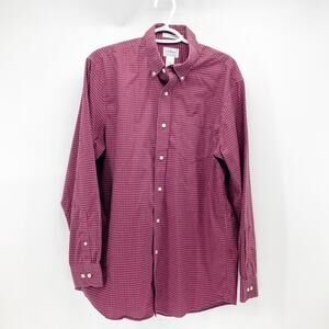 L.L. BEAN wrinkle resistant wine colored traditional fit button down size M